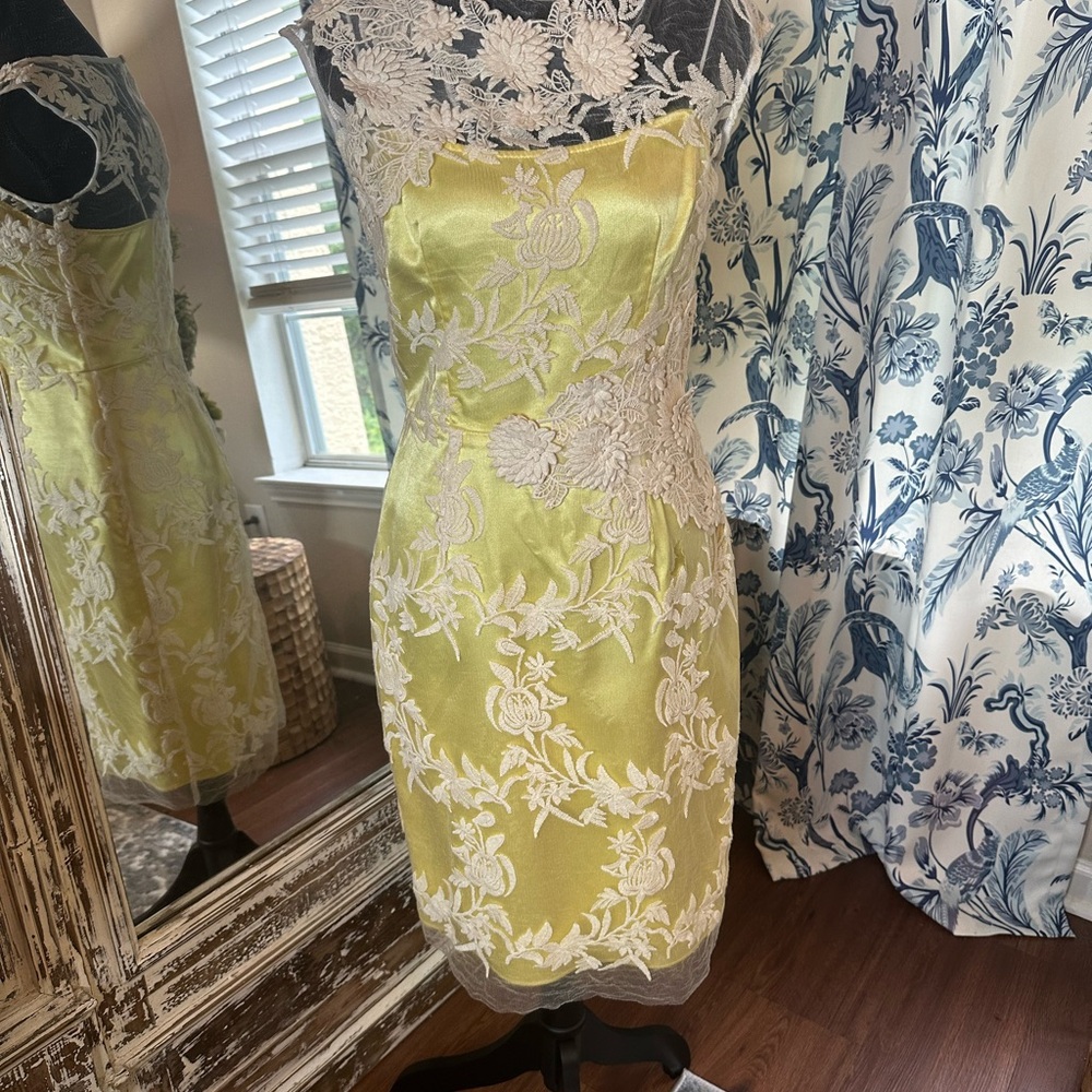 Teri Jon Yellow and White Sheath Midi Dress